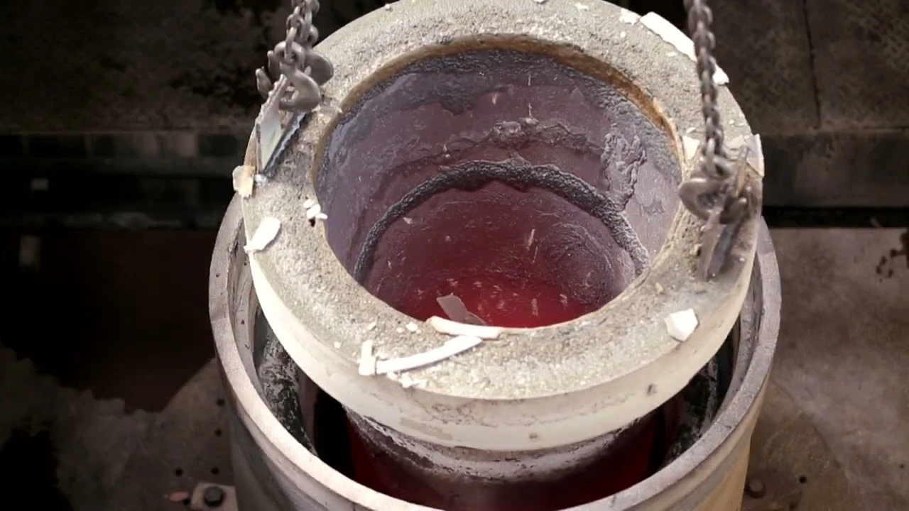 Industrial Corporate Video | Metal casting : UNIABEX